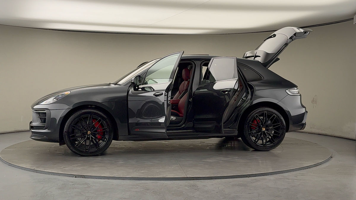 Used Porsche Macan 2022 for sale - 76418110: Photo 50