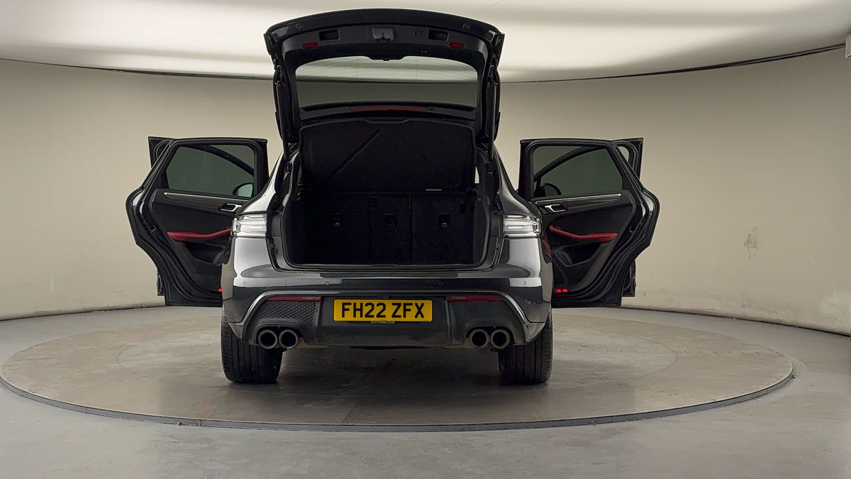 Used Porsche Macan 2022 for sale - 76418110: Photo 63