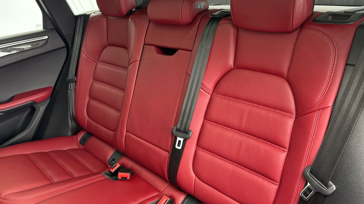 Used Porsche Macan 2022 for sale - 76418110: Photo 8