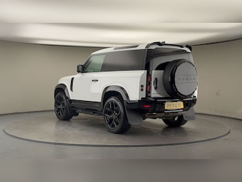 Used Land Rover Defender 2022 for sale - 78412933: Photo