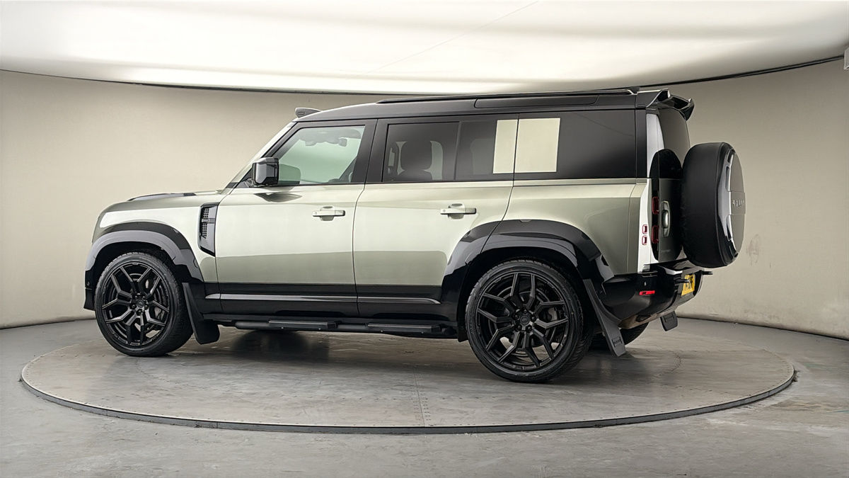 Used Land Rover Defender 2024 for sale - 78182379: Photo 29