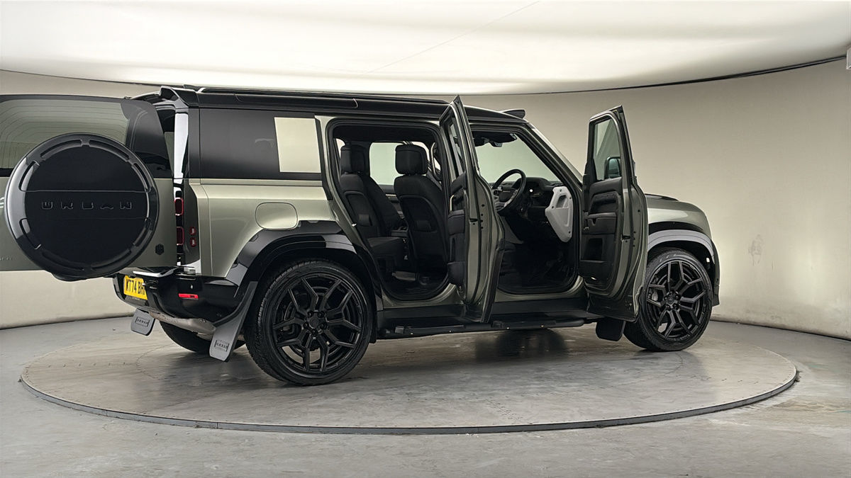 Used Land Rover Defender 2024 for sale - 78182379: Photo 60