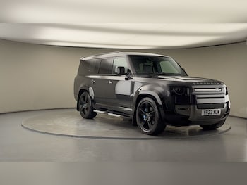 Used Land Rover Defender 130 2023 for sale - 78331514: Photo