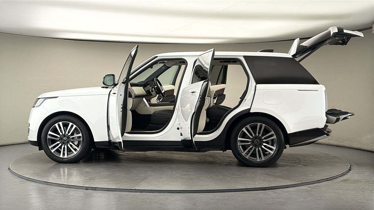 Used Land Rover Range Rover 2023 for sale - 77921042: Photo 47