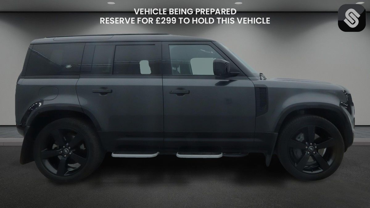 Used Land Rover Defender 110 2023 for sale - 76605403: Photo 15