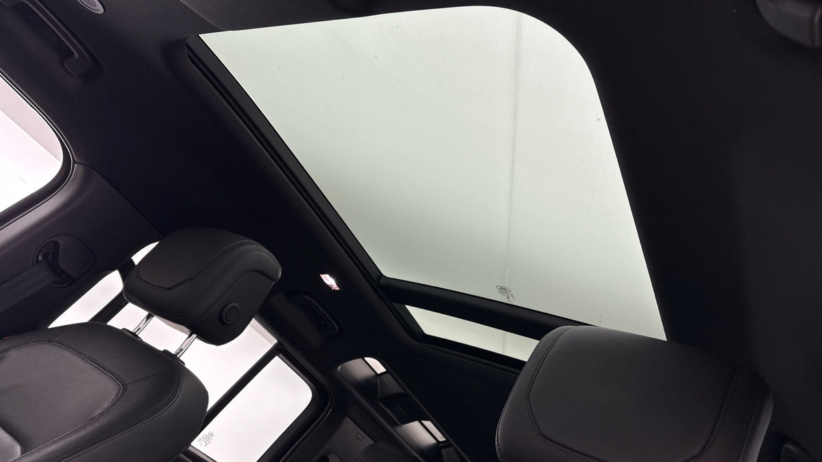 Used Land Rover Defender 110 2023 for sale - 76605403: Photo 17