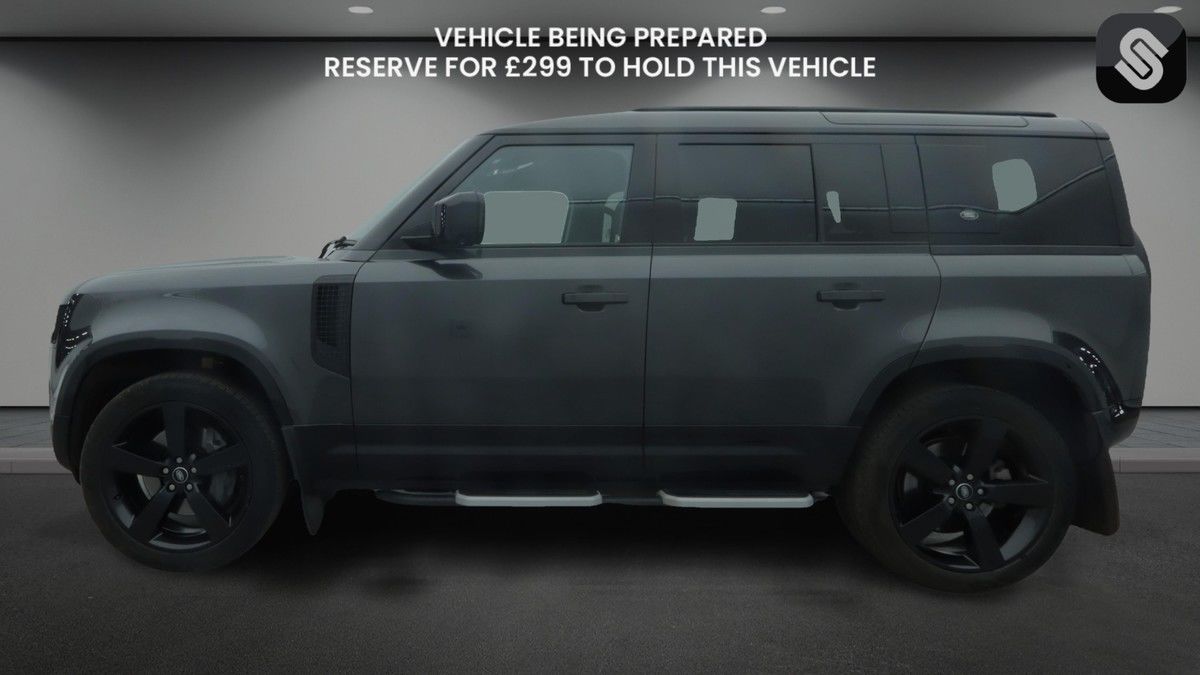 Used Land Rover Defender 110 2023 for sale - 76605403: Photo 18