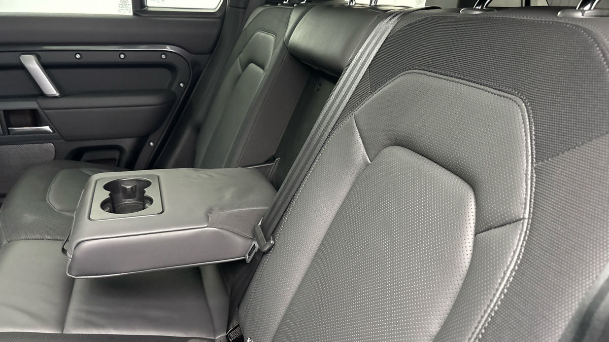 Used Land Rover Defender 110 2023 for sale - 76605403: Photo 23