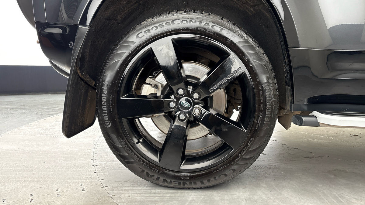 Used Land Rover Defender 110 2023 for sale - 76605403: Photo 26