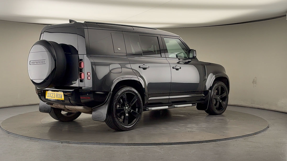 Used Land Rover Defender 110 2023 for sale - 76605403: Photo 48