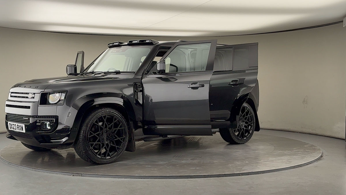 Used Land Rover Defender 110 2023 for sale - 76605403: Photo 49