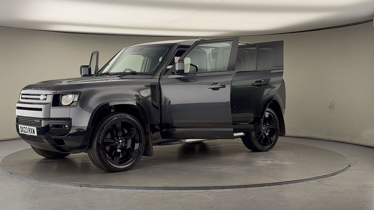 Used Land Rover Defender 110 2023 for sale - 76605403: Photo 50