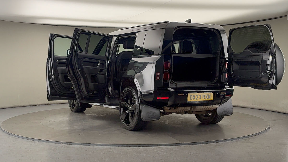 Used Land Rover Defender 110 2023 for sale - 76605403: Photo 52