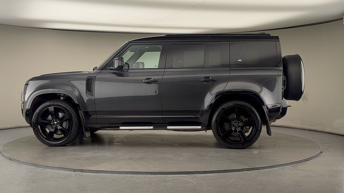 Used Land Rover Defender 110 2023 for sale - 76605403: Photo 62