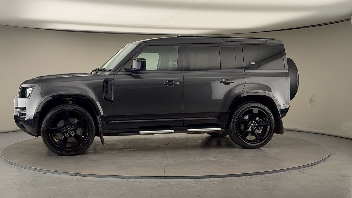 Used Land Rover Defender 110 2023 for sale - 76605403: Photo 63