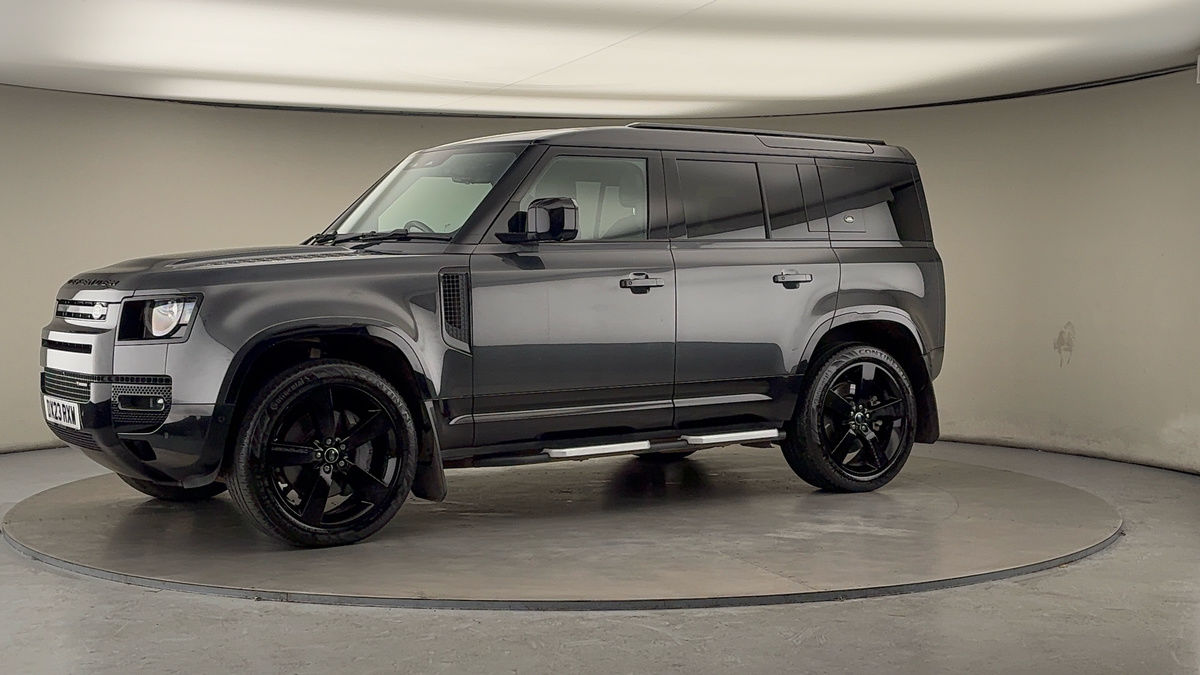 Used Land Rover Defender 110 2023 for sale - 76605403: Photo 64