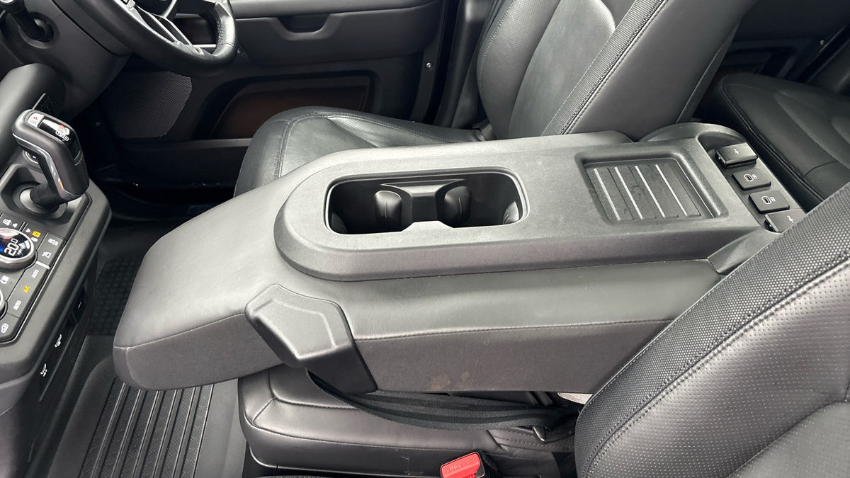 Used Land Rover Defender 110 2024 for sale - 77880784: Photo 27