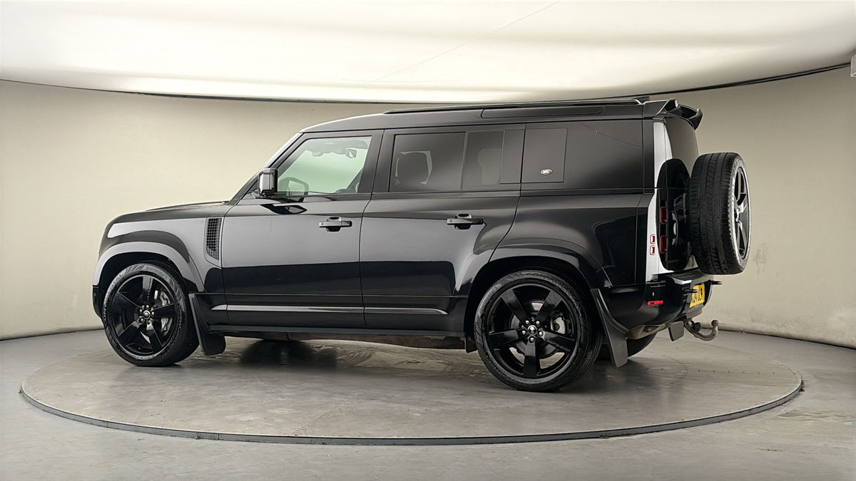 Used Land Rover Defender 110 2024 for sale - 77880784: Photo 30