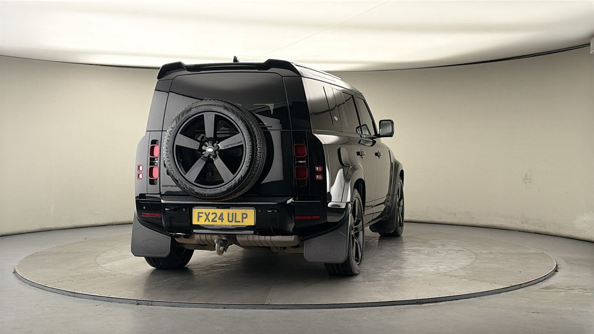 Used Land Rover Defender 110 2024 for sale - 77880784: Photo 44