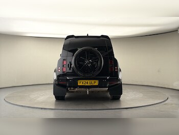 Used Land Rover Defender 110 2024 for sale - 77880784: Photo