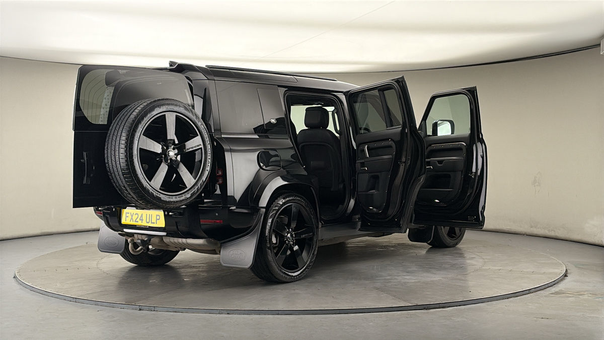 Used Land Rover Defender 110 2024 for sale - 77880784: Photo 62