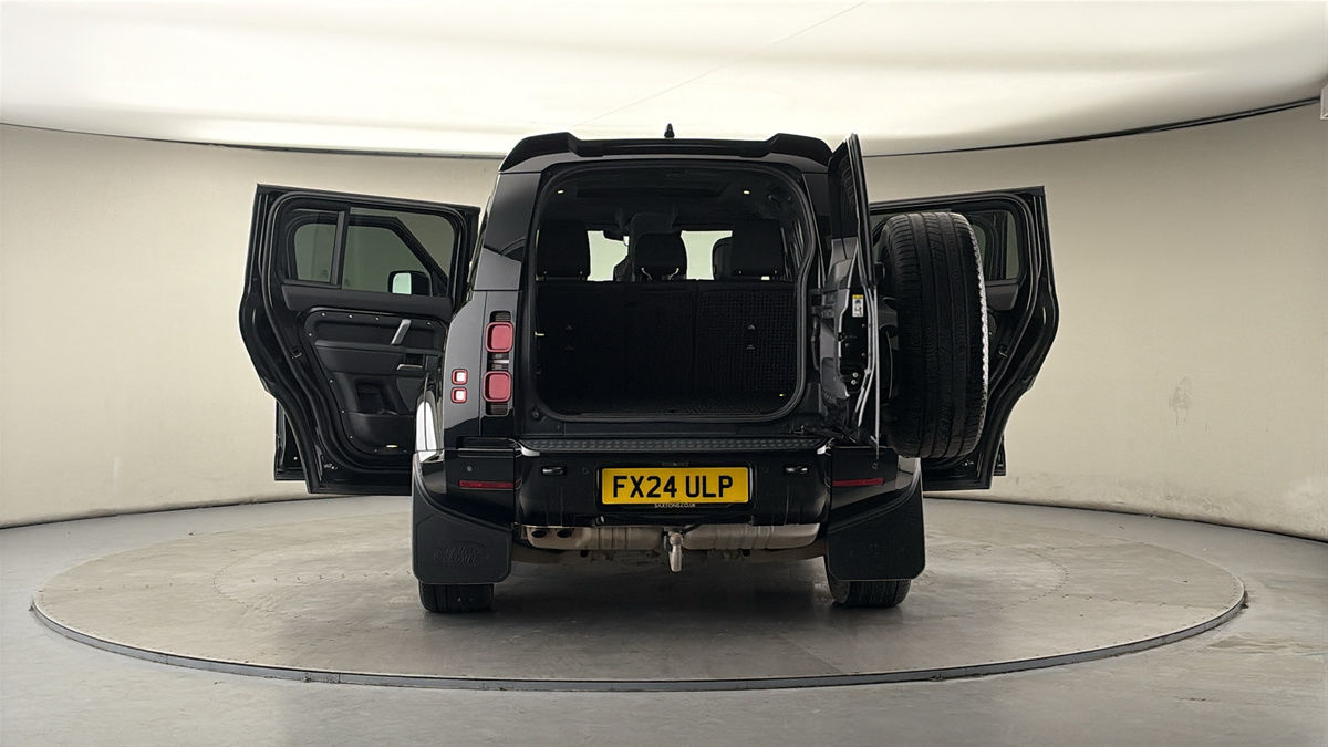 Used Land Rover Defender 110 2024 for sale - 77880784: Photo 64
