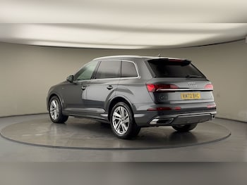 Used Audi Q7 2022 for sale - 76924140: Photo