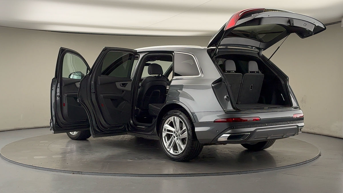 Used Audi Q7 2022 for sale - 76924140: Photo 43