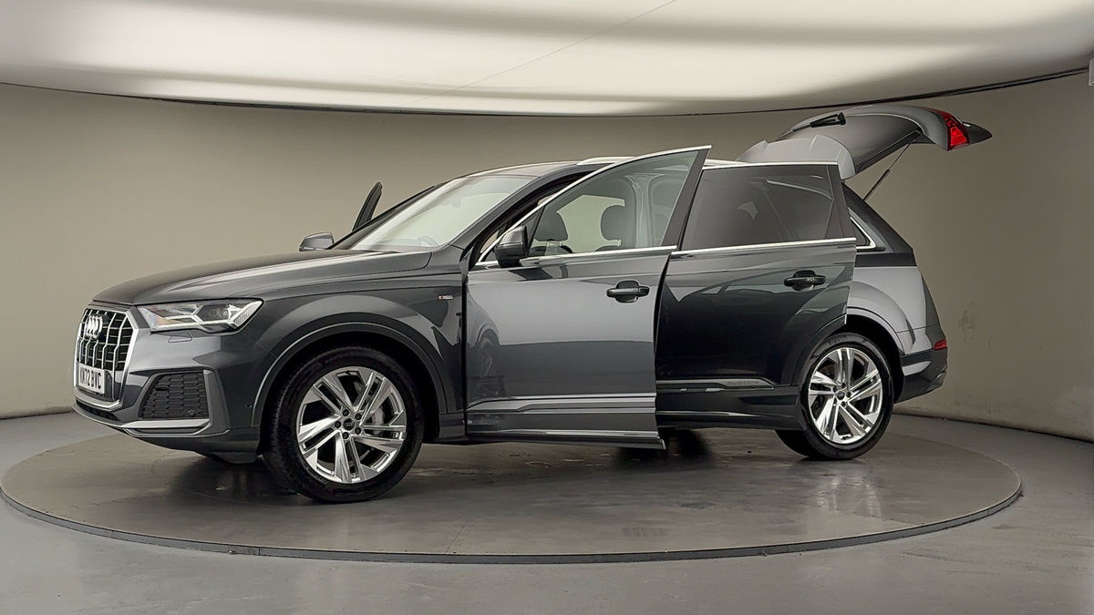 Used Audi Q7 2022 for sale - 76924140: Photo 48