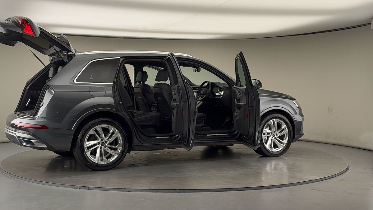 Used Audi Q7 2022 for sale - 76924140: Photo 57