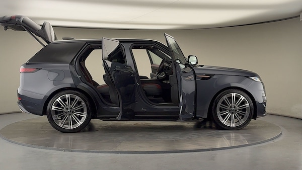 Used Land Rover Range Rover Sport 2024 for sale - 76010590: Photo 56