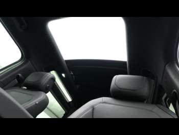Used Land Rover Defender 90 2023 for sale - 75123384: Photo