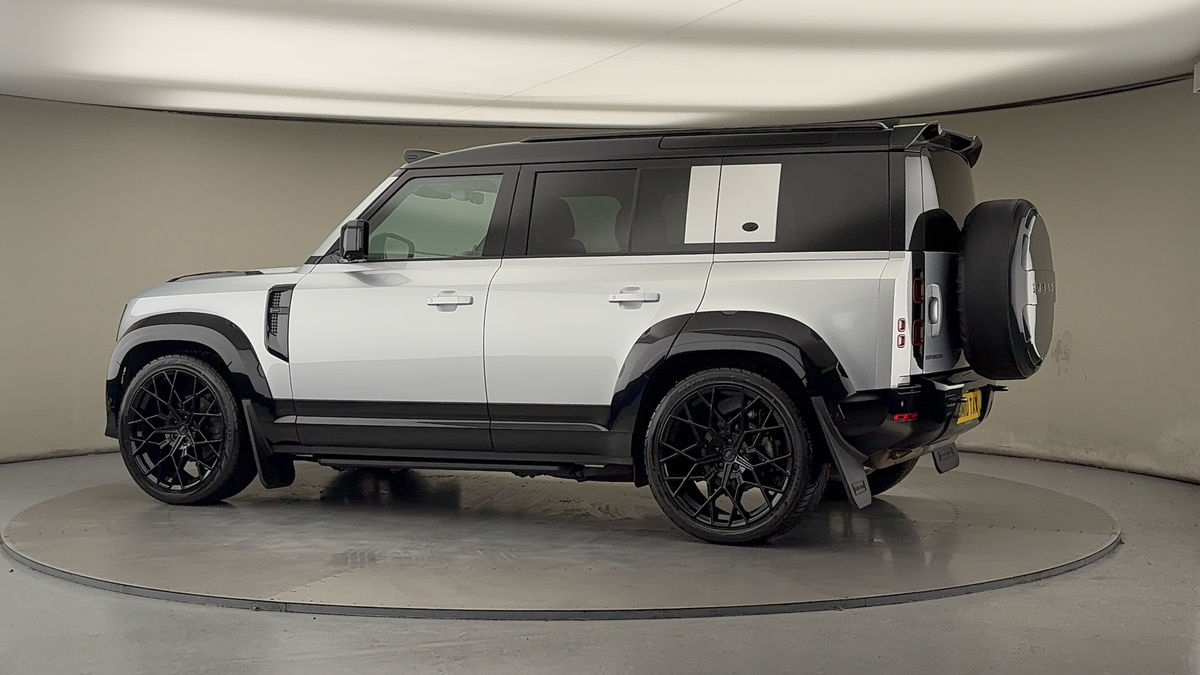 Used Land Rover Defender 110 2023 for sale - 75833405: Photo 33