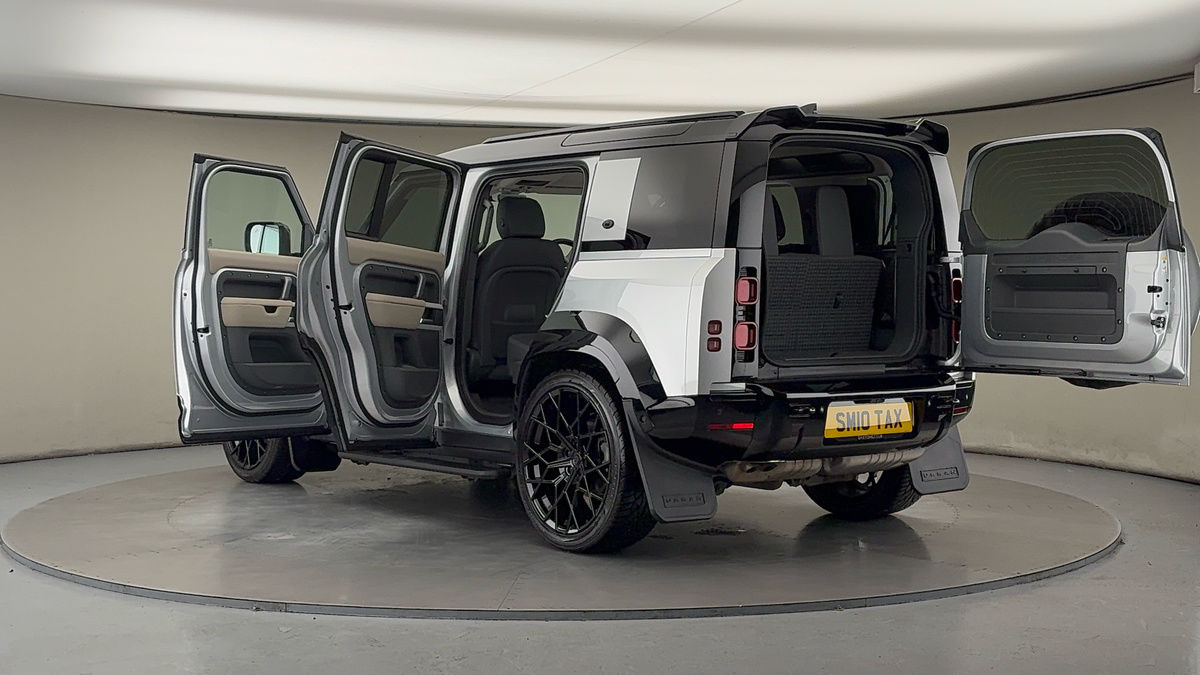 Used Land Rover Defender 110 2023 for sale - 75833405: Photo 50