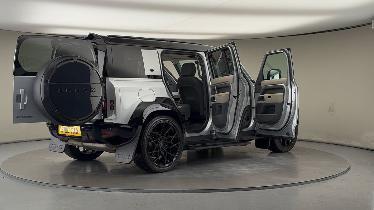 Used Land Rover Defender 110 2023 for sale - 75833405: Photo 65