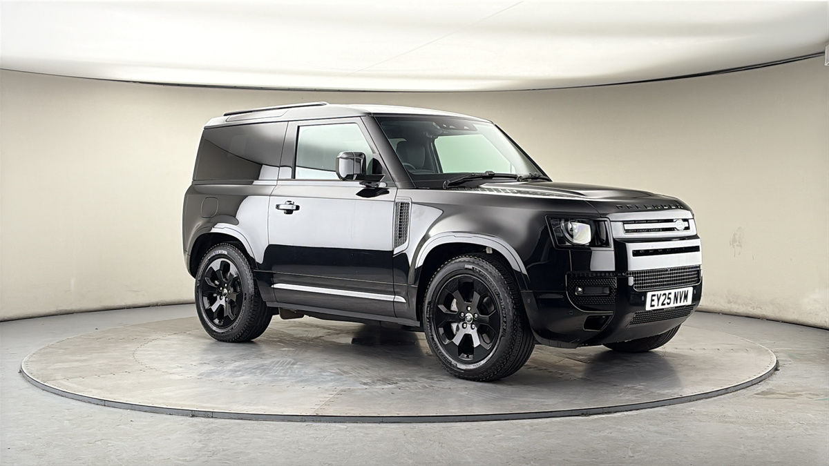 Used Land Rover Defender 90 2025 for sale - 77880805: Photo 35