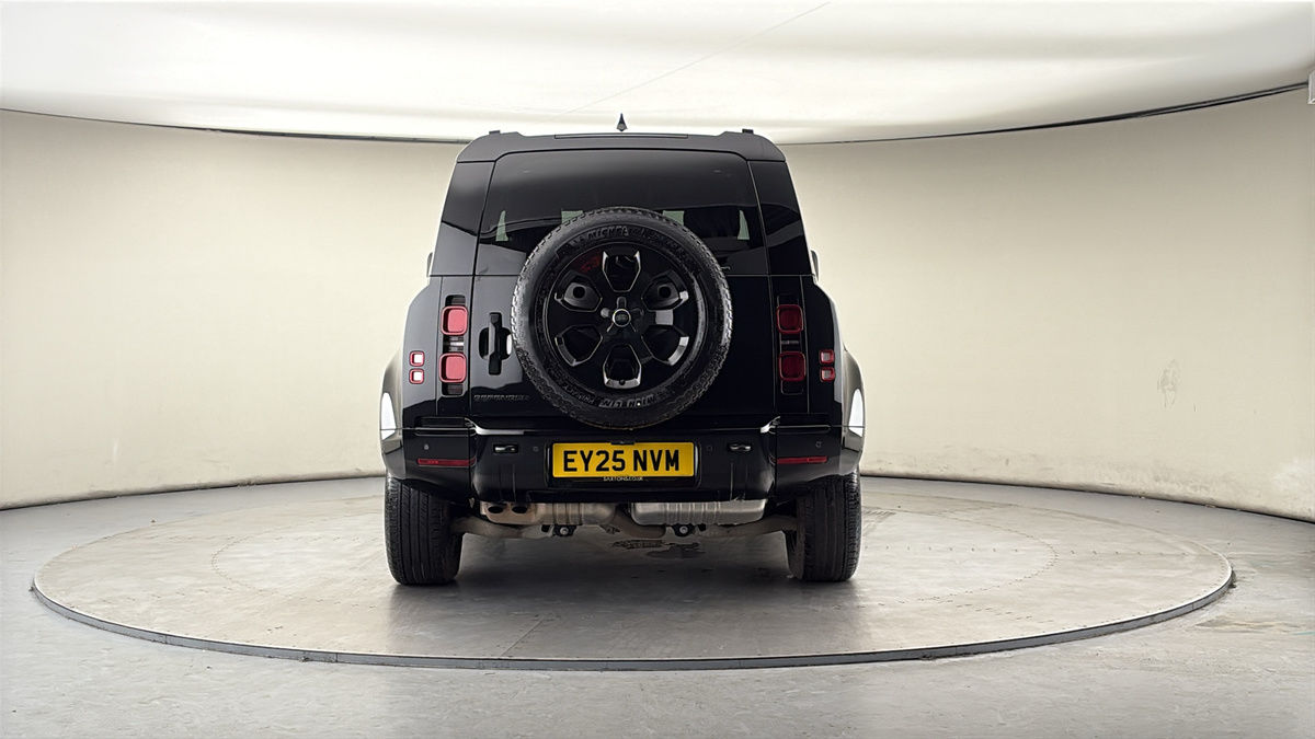 Used Land Rover Defender 90 2025 for sale - 77880805: Photo 4