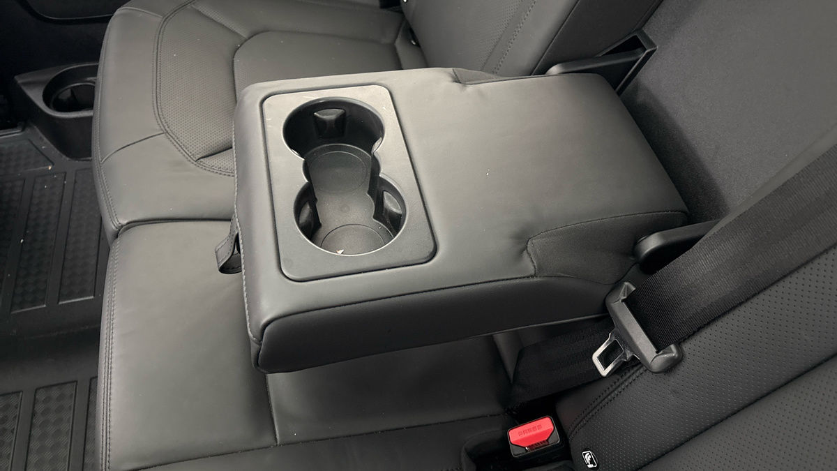 Used Land Rover Defender 90 2025 for sale - 77880805: Photo 9