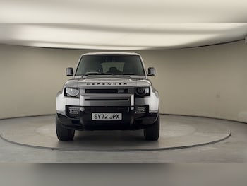 Used Land Rover Defender 110 2022 for sale - 77521789: Photo