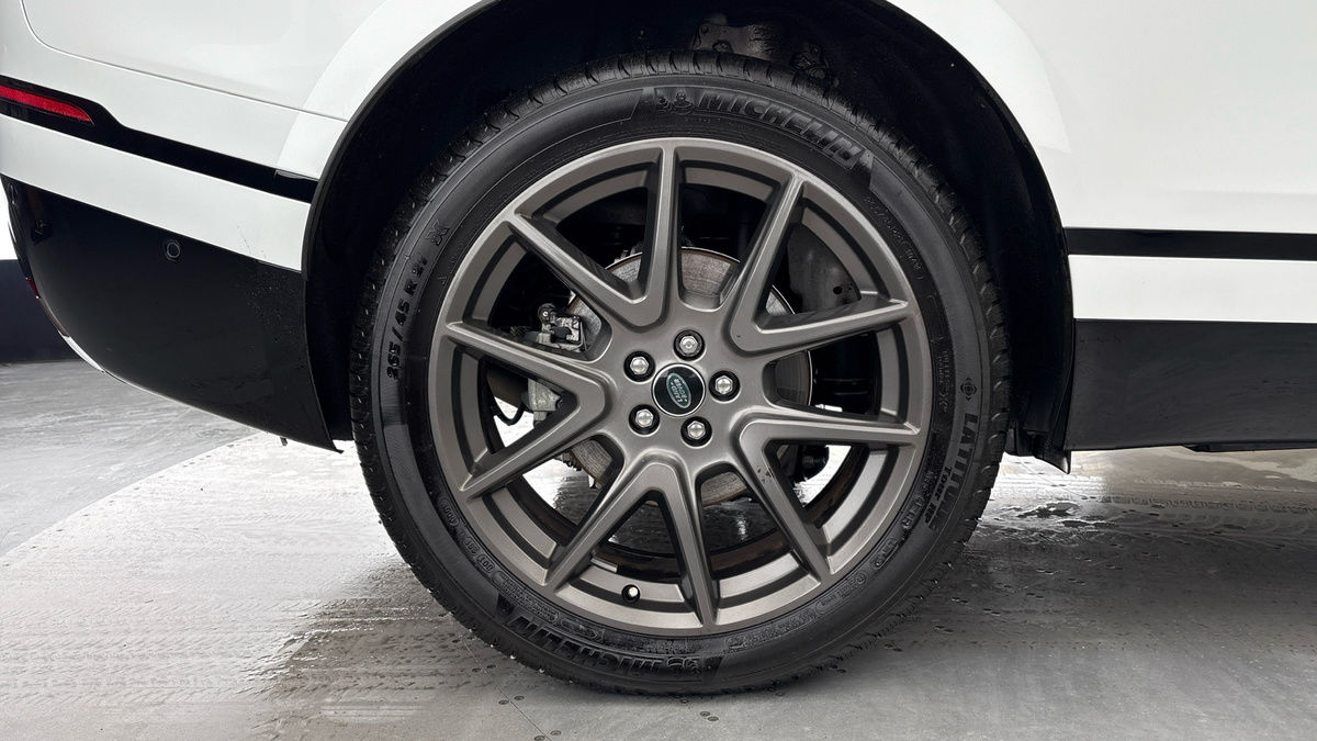Used Land Rover Range Rover Velar 2024 for sale - 77465447: Photo 10