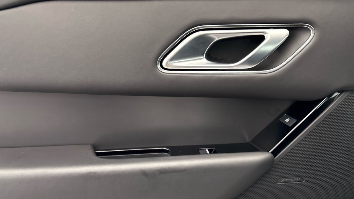 Used Land Rover Range Rover Velar 2024 for sale - 77465447: Photo 19