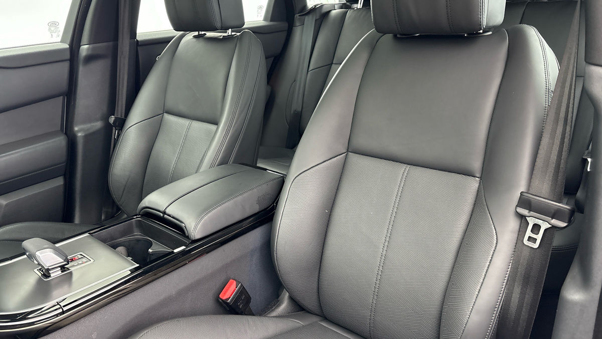 Used Land Rover Range Rover Velar 2024 for sale - 77465447: Photo 7