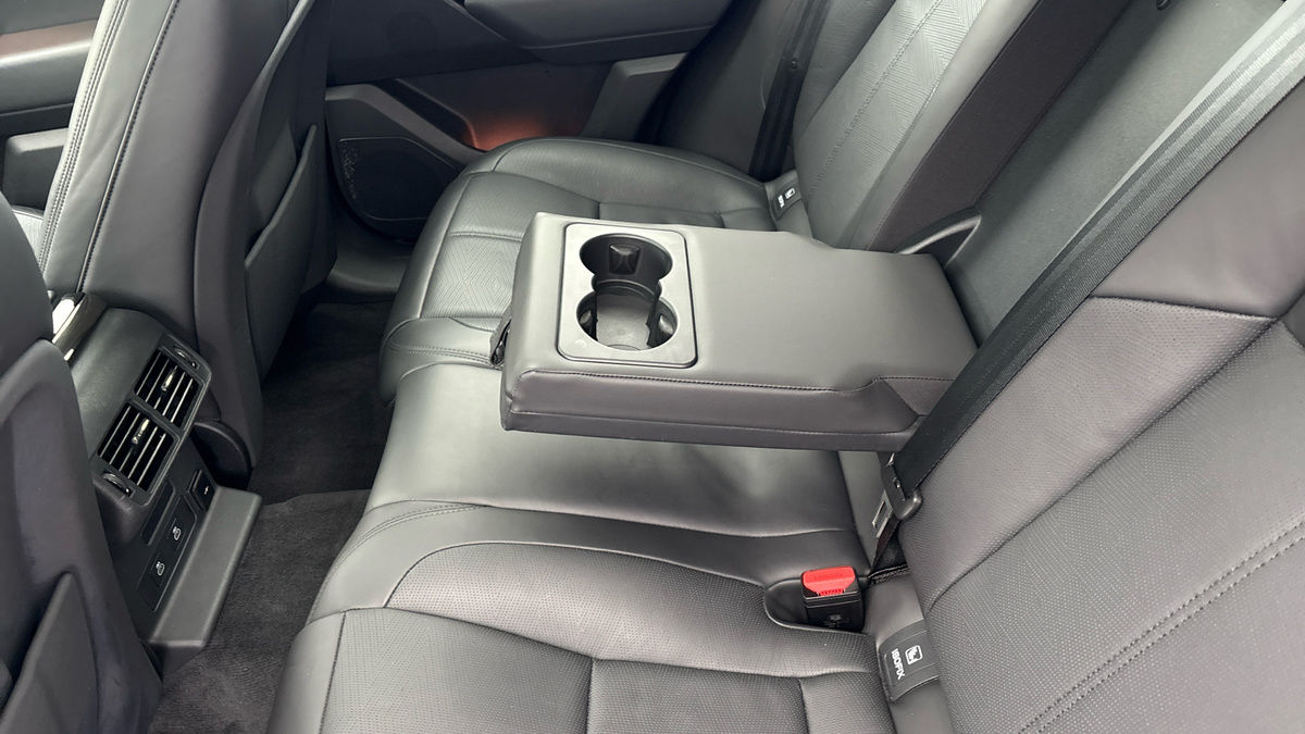 Used Land Rover Range Rover Velar 2024 for sale - 77465447: Photo 9