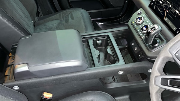 Used Land Rover Defender 110 2022 for sale - 75803177: Photo 18