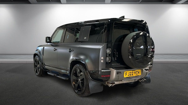 Used Land Rover Defender 110 2022 for sale - 75803177: Photo 2