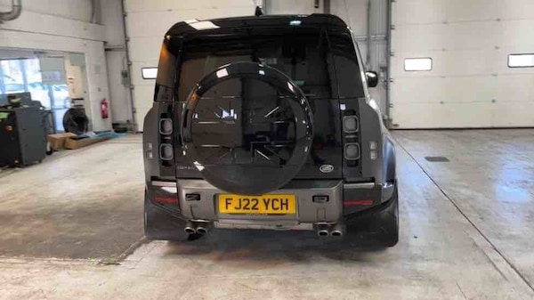 Used Land Rover Defender 110 2022 for sale - 75803177: Photo 31