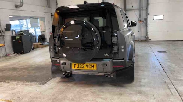 Used Land Rover Defender 110 2022 for sale - 75803177: Photo 37