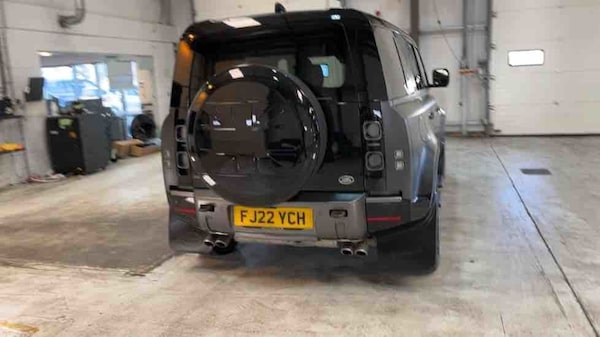 Used Land Rover Defender 110 2022 for sale - 75803177: Photo 38