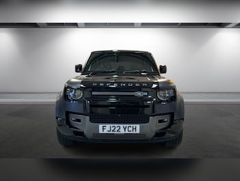 Used Land Rover Defender 110 2022 for sale - 75803177: Photo
