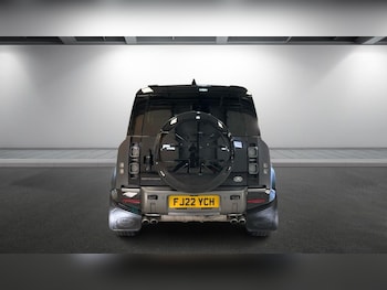 Used Land Rover Defender 110 2022 for sale - 75803177: Photo